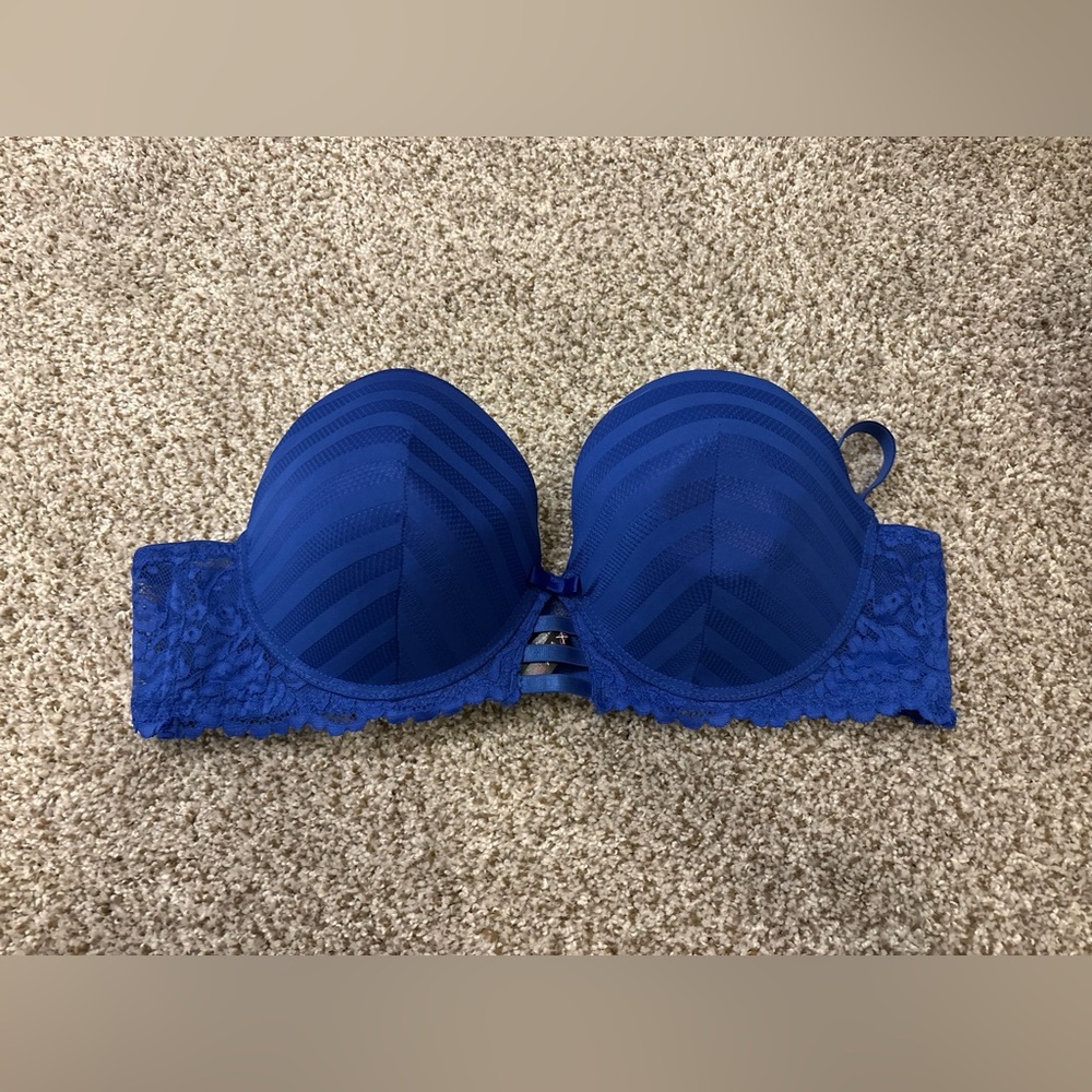 Black Fuchsia by Secret Lace LLC Blue Lace Bra Size 40D